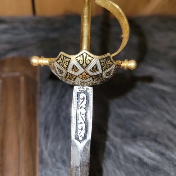 Vintage sword letter opener - Picture 3 of 9